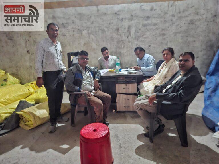 कृषि विभाग की कार्रवाई में संदिग्ध यूरिया के 420 बैग जब्त।